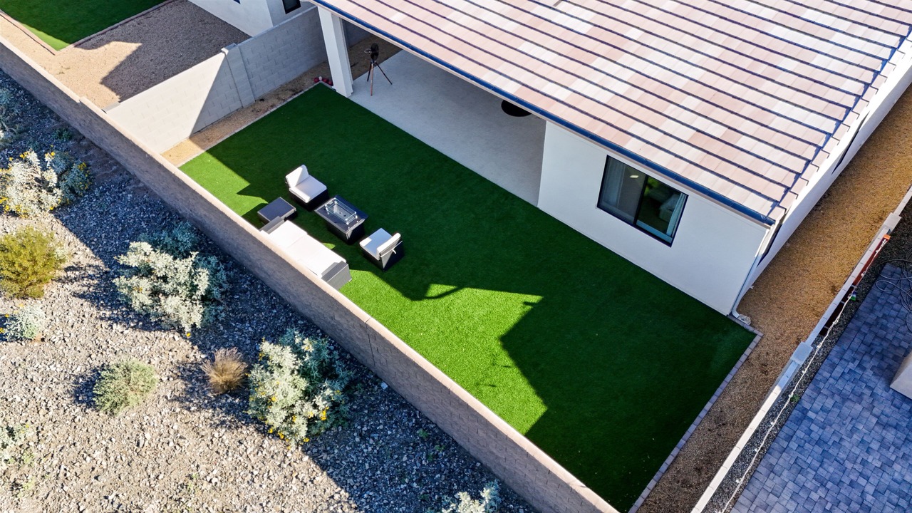 Photo of Patio Balcony in South Mountain
