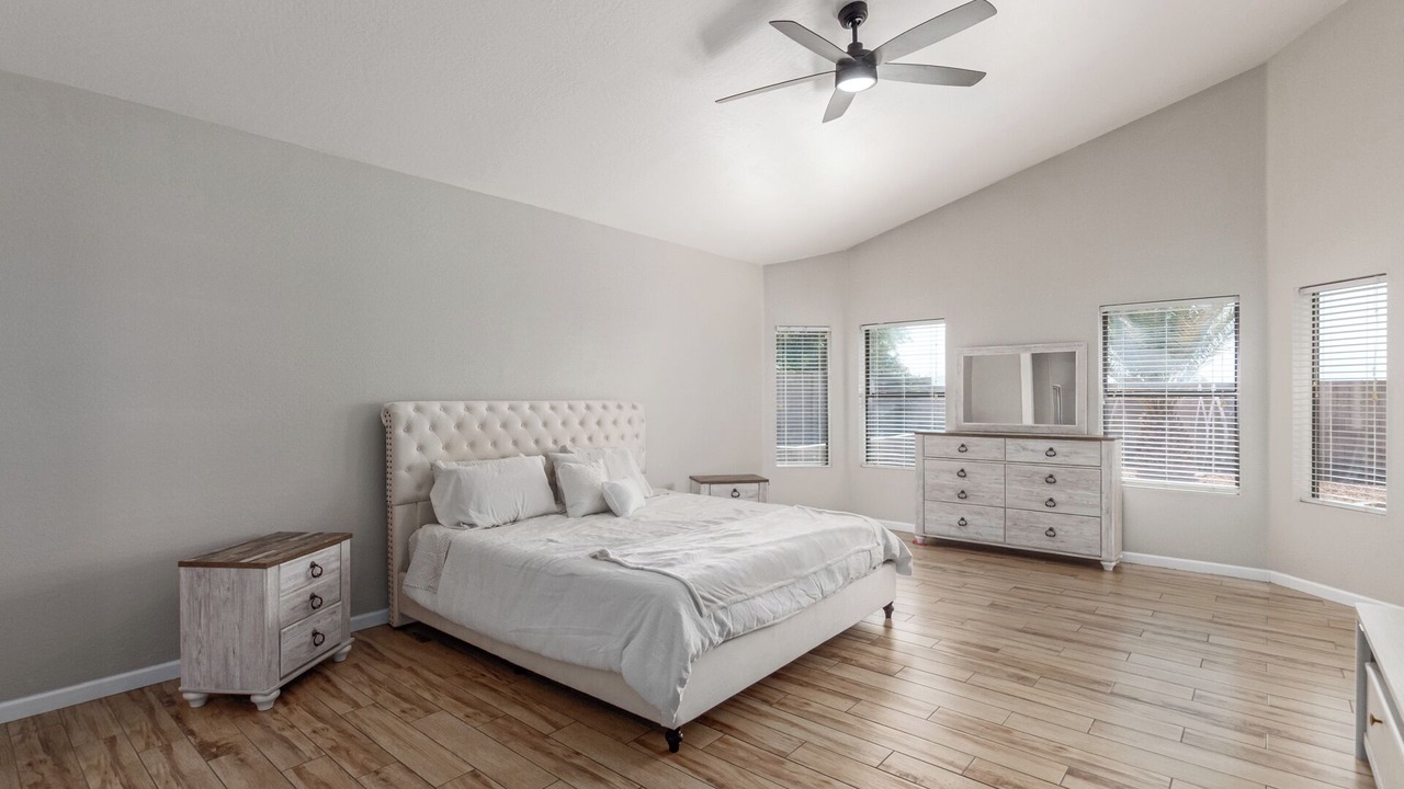 Photo of Bedroom in South Mountain
