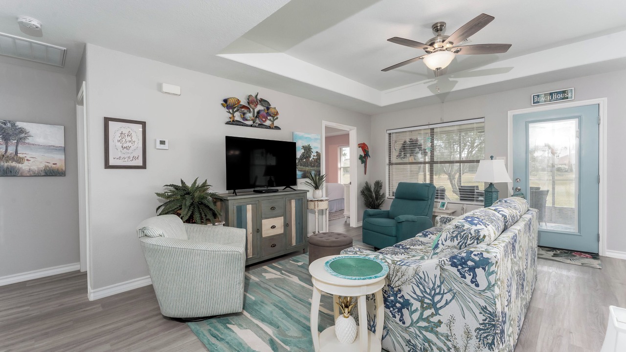 Photo of Livingroom in Laguna Vista