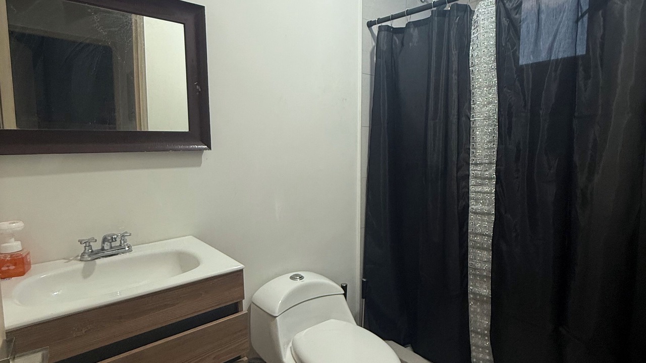 Photo of Bathroom in Monterrey Centro