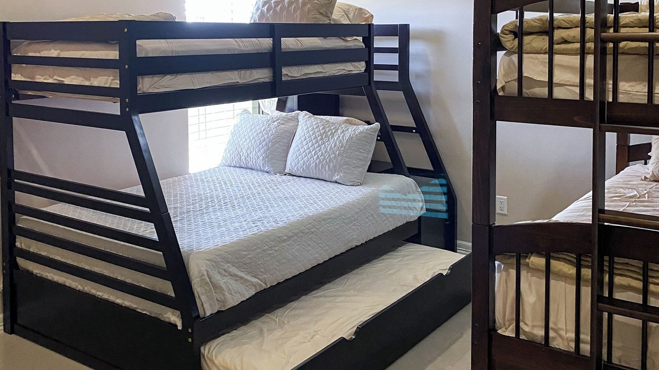 Photo of Bedroom in Brownsville