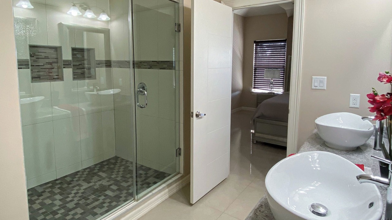Photo of Bathroom in Brownsville