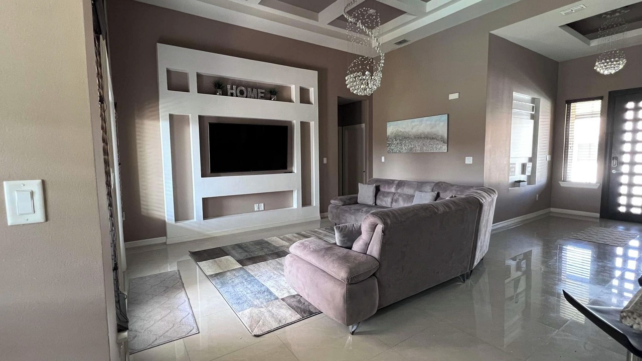 Photo of Livingroom in Brownsville