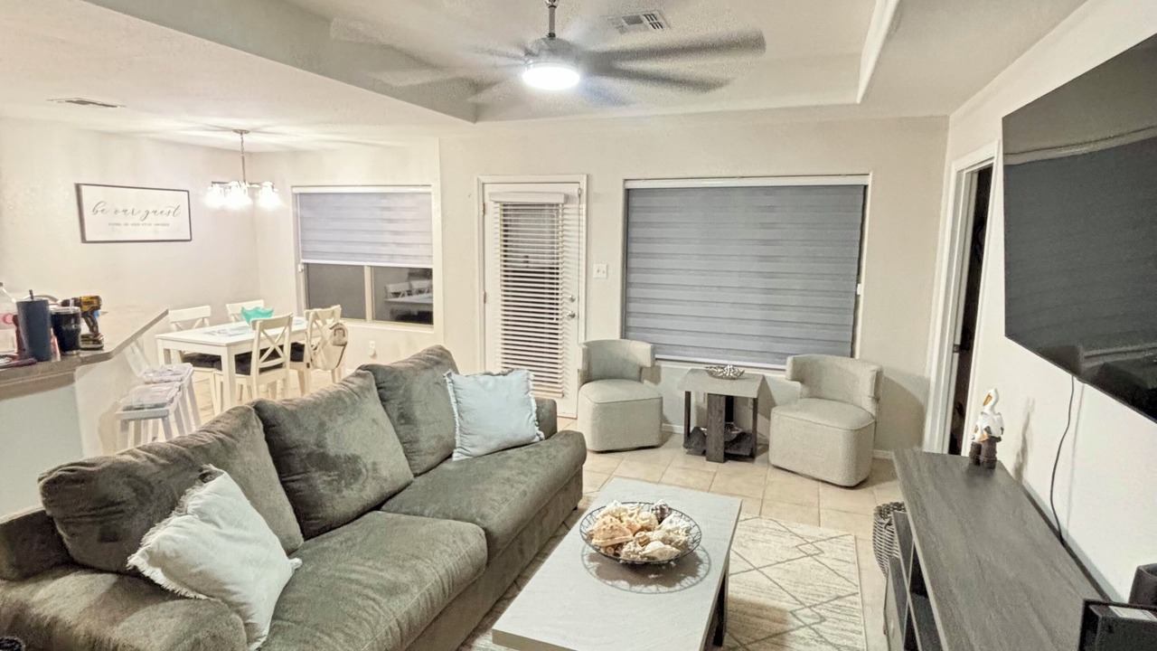 Photo of Livingroom in Laguna Vista