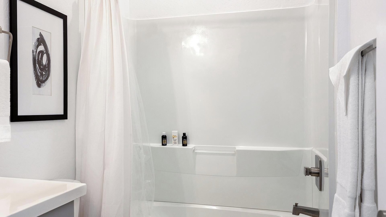 Photo of Bathroom in Maryvale