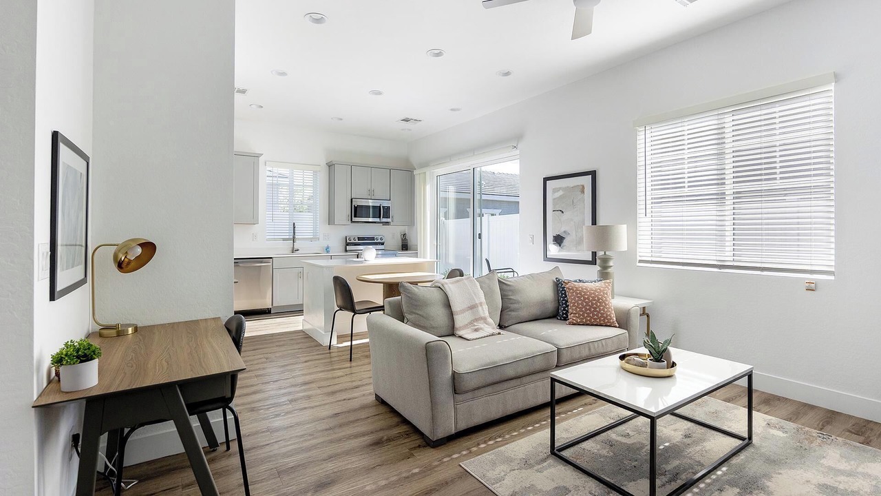 Photo of Livingroom in Maryvale