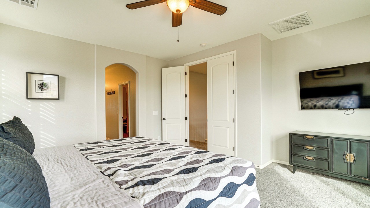 Photo of Bedroom in Montecito in Estrella
