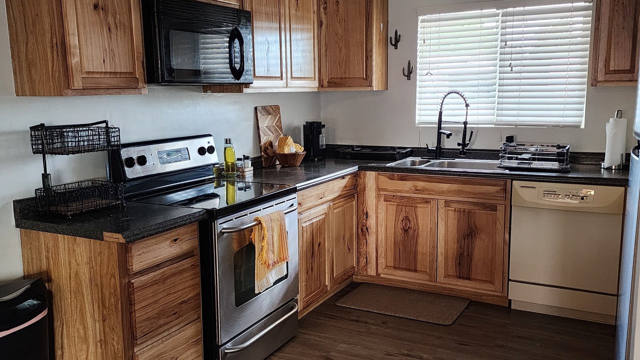 Photo of Kitchen in Yuma Townsite