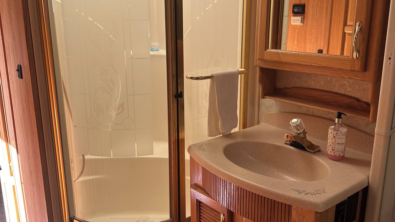 Photo of Bathroom in Picture Rocks