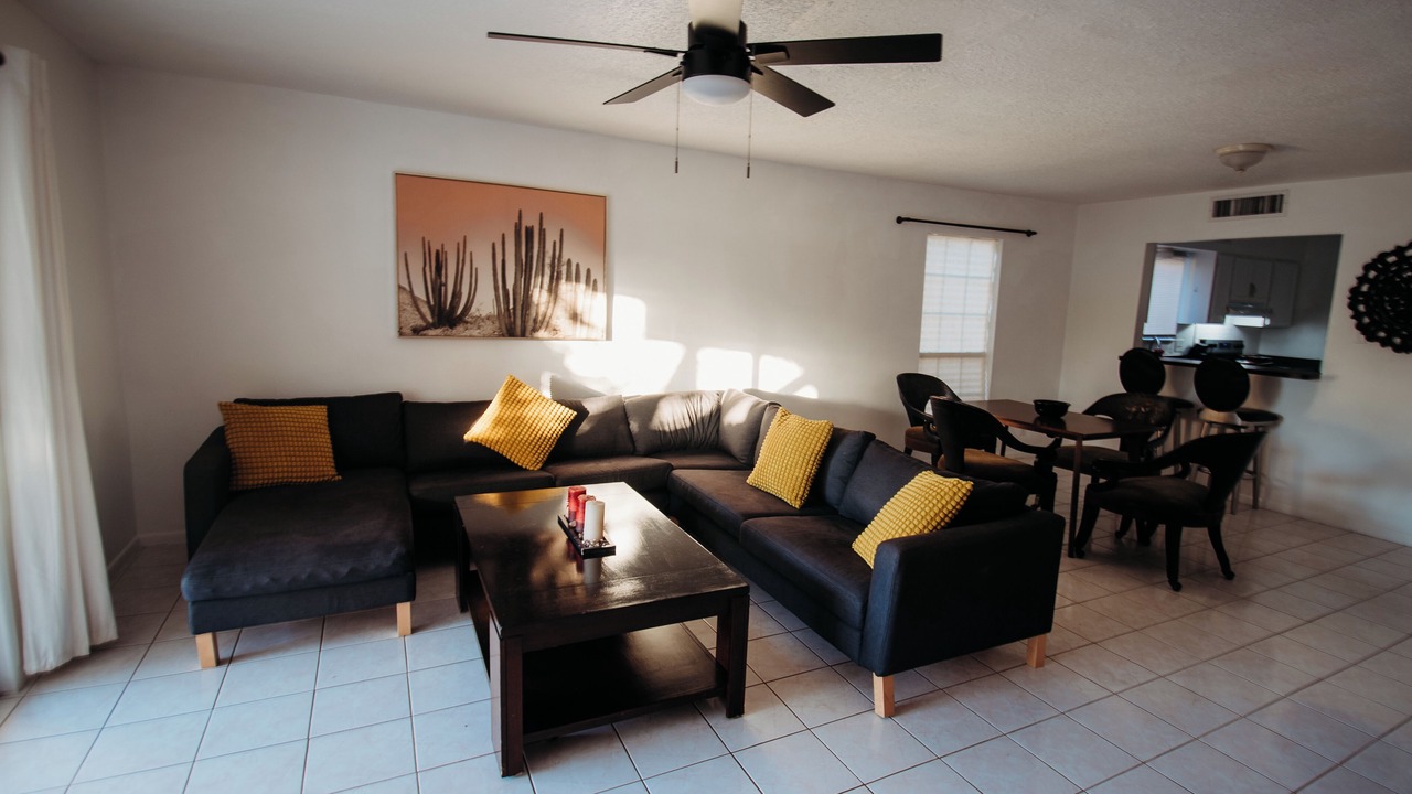 Photo of Livingroom in Brownsville
