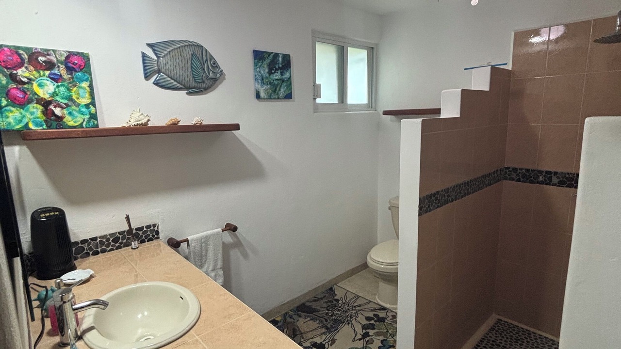 Photo of Bathroom in Zihuatanejo