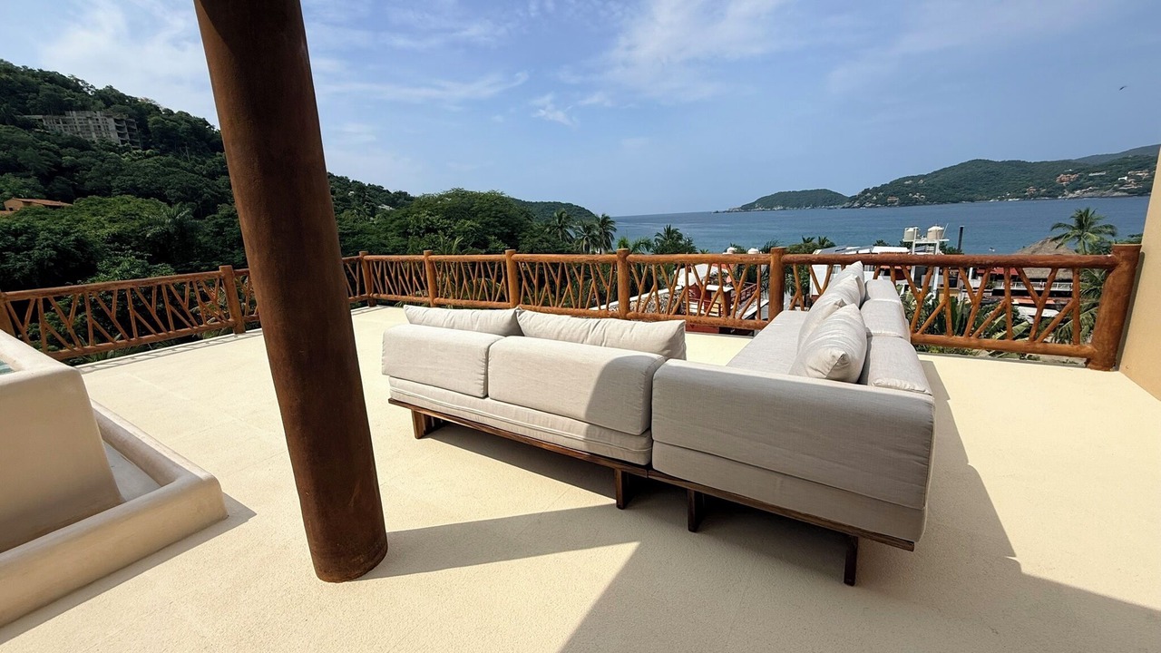 Photo of Patio Balcony in Zihuatanejo