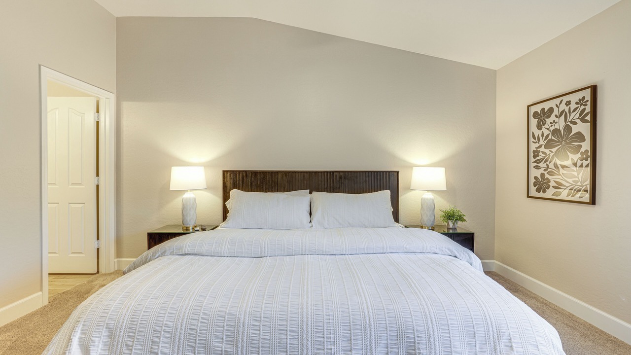 Photo of Bedroom in Foothills