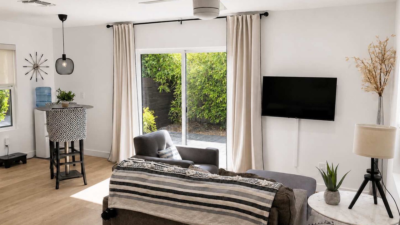 Photo of Bedroom in Garfield