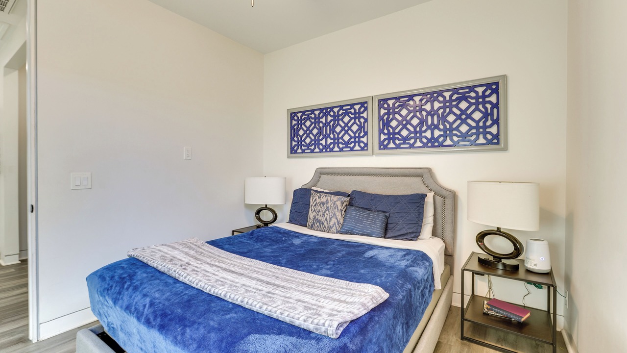 Photo of Bedroom in Garfield