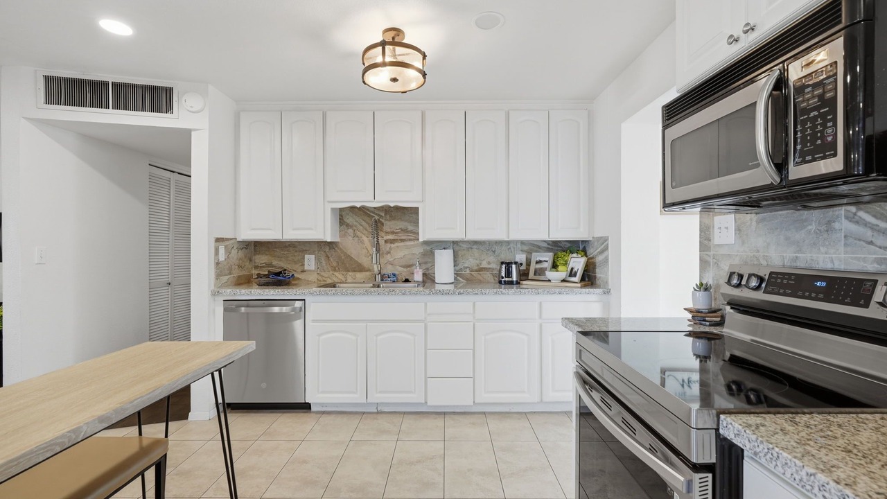 Photo of Kitchen in Papago Parkway