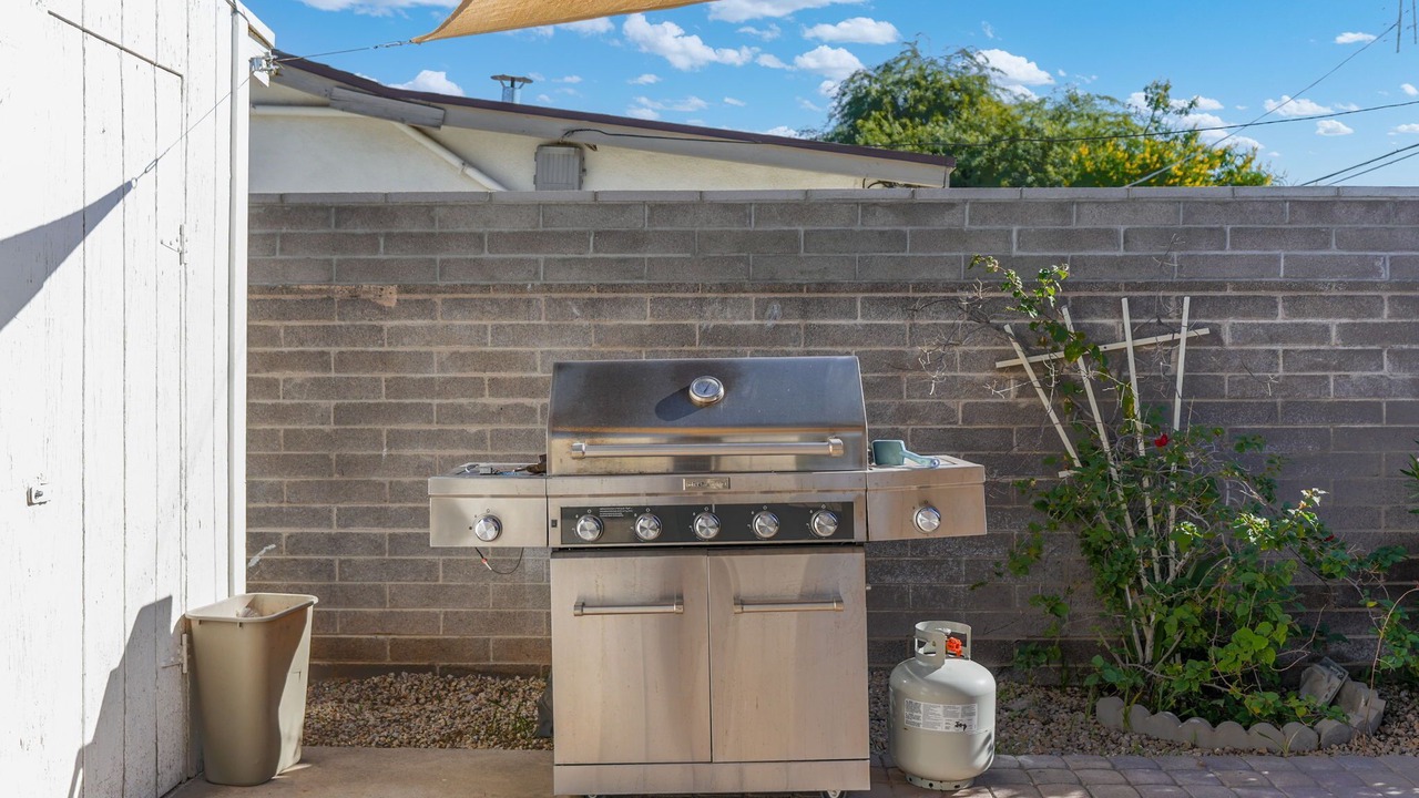 Photo of Patio Balcony in Papago Parkway