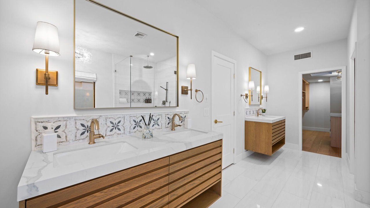 Photo of Bathroom in McDowell Ranchos