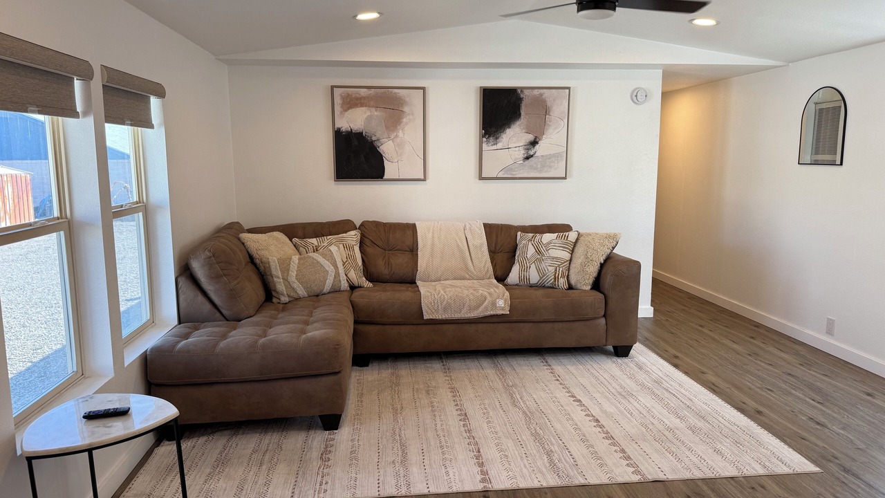 Photo of Livingroom in Cienega Springs
