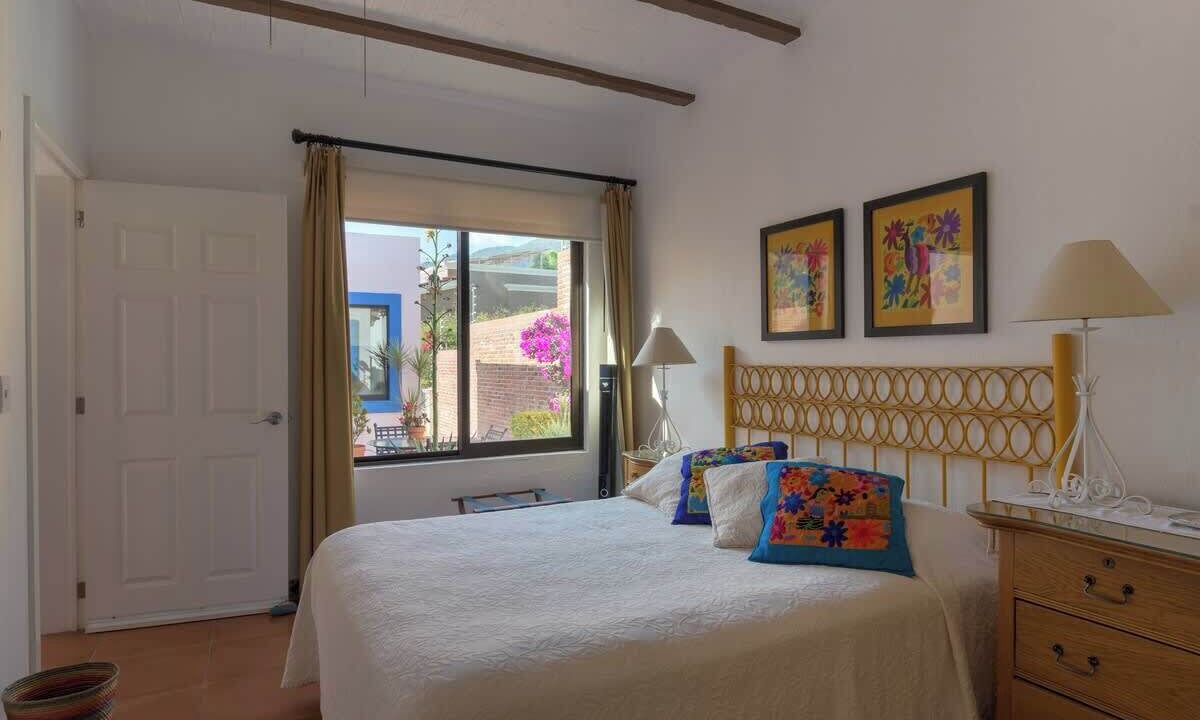 Photo of Bedroom in Raquet Club