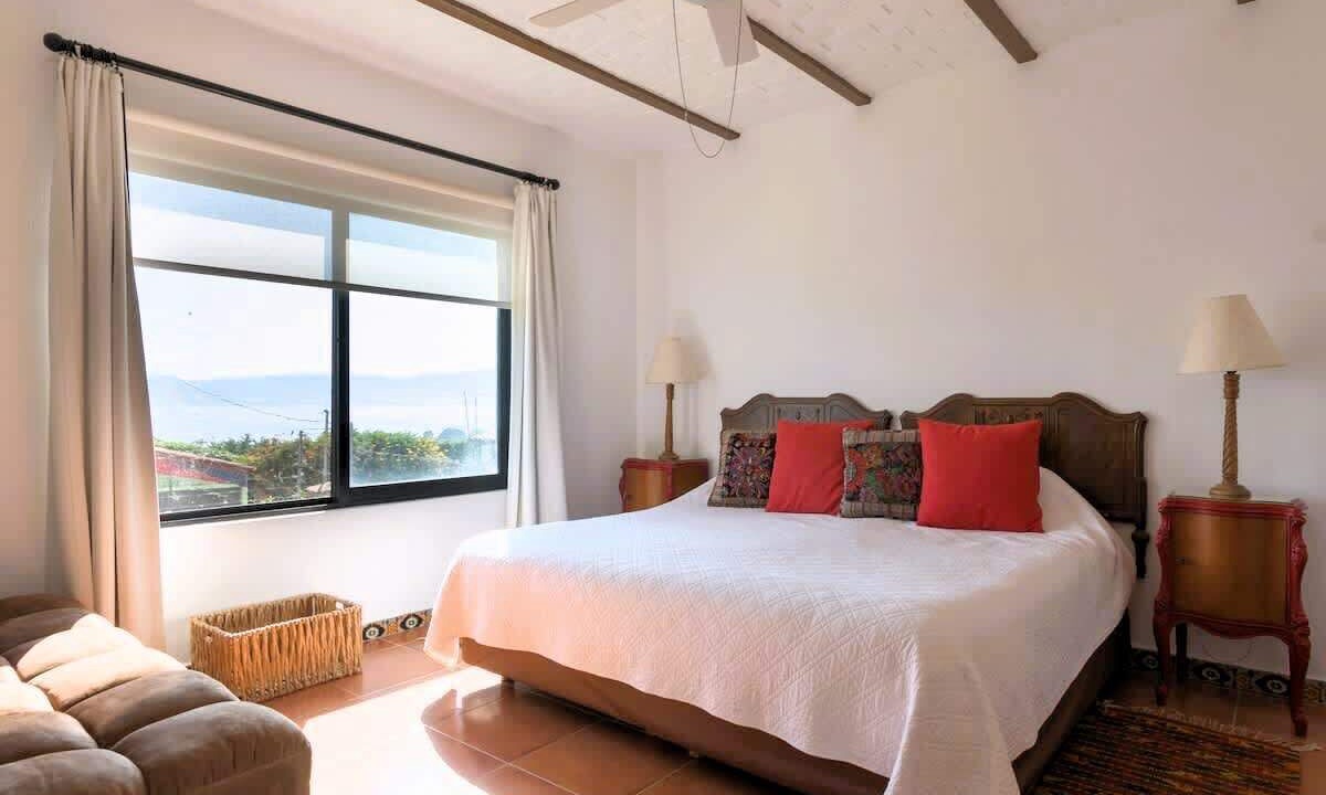 Photo of Bedroom in Raquet Club