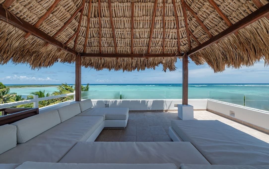 Photo of Patio Balcony in Soliman Bay