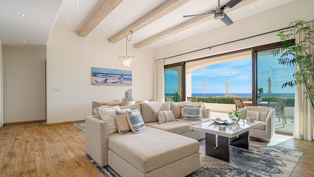 Photo of Livingroom in Laguna Hills