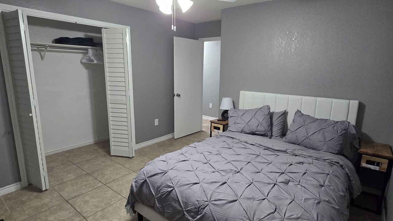 Photo of Bedroom in Brownsville