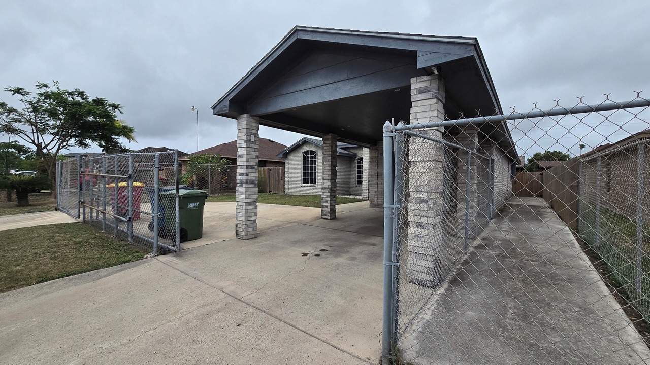Photo of Outdoor in Brownsville