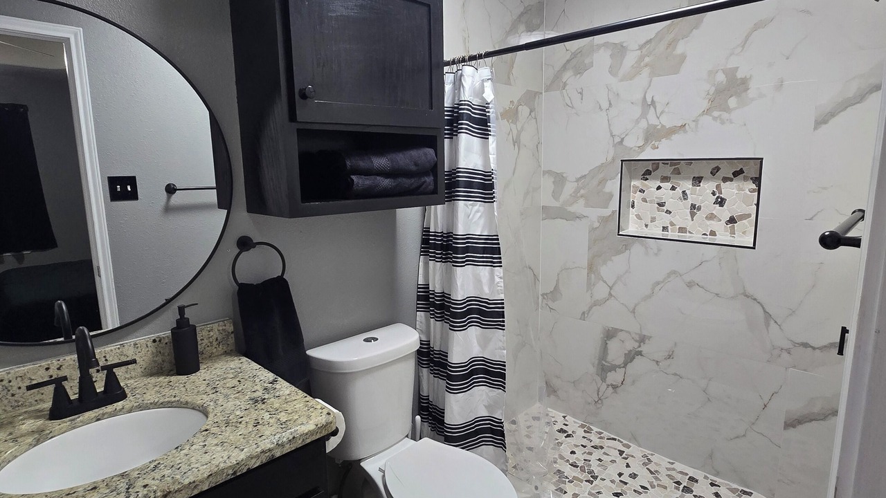Photo of Bathroom in Brownsville