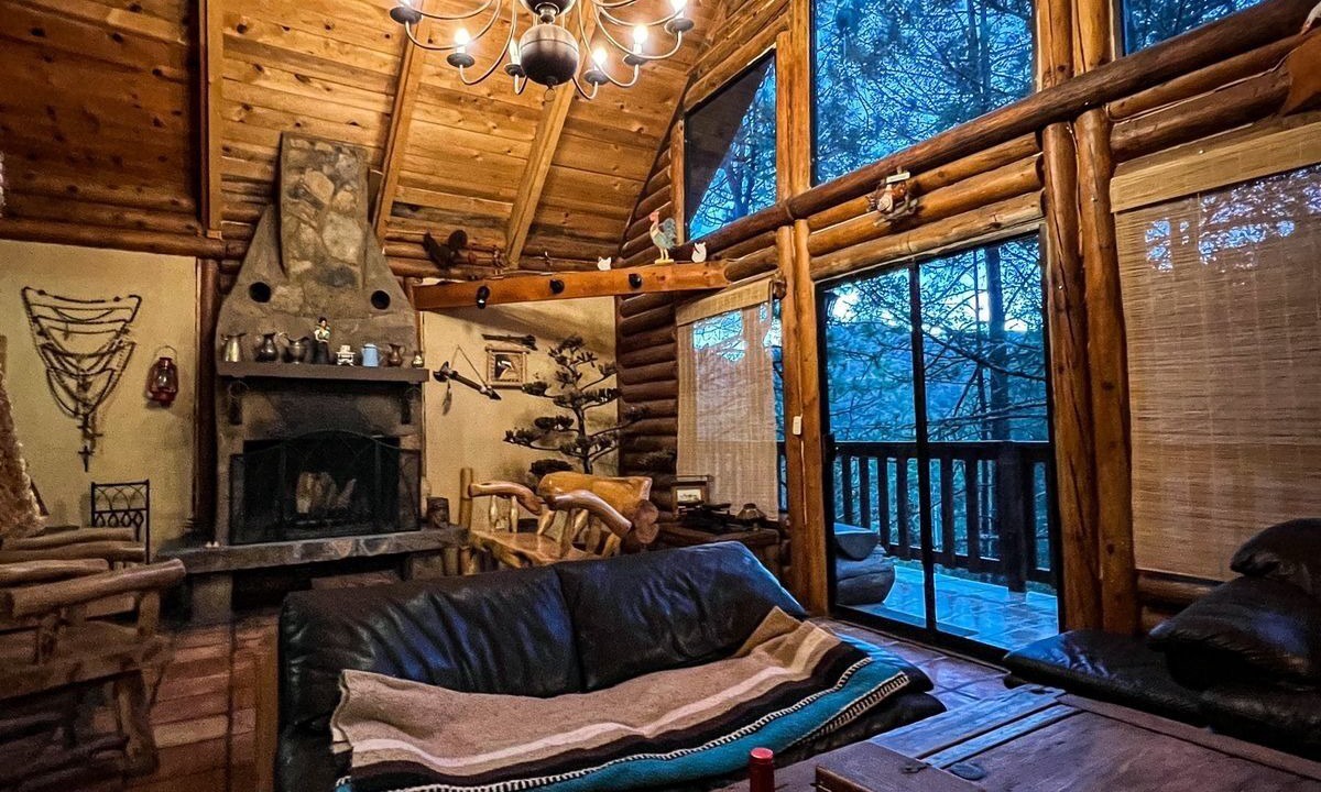 Photo of Livingroom in San Antonio de Las Alazanas