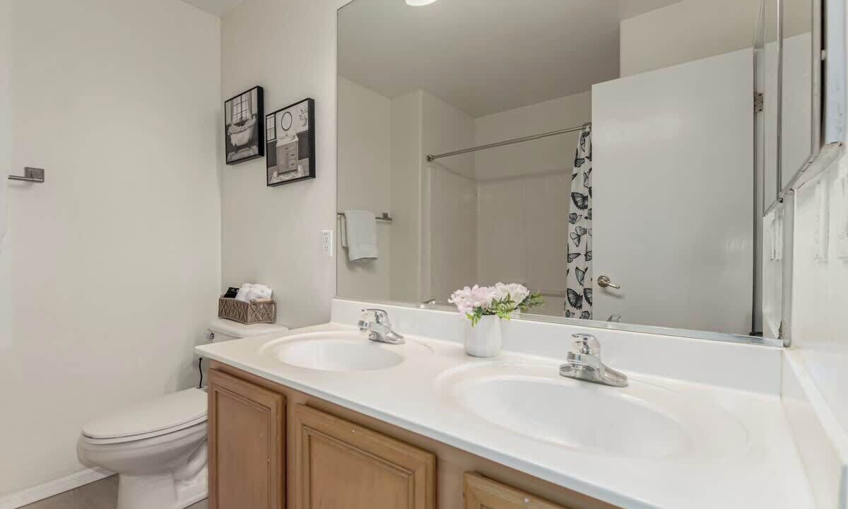 Photo of Bathroom in Avondale