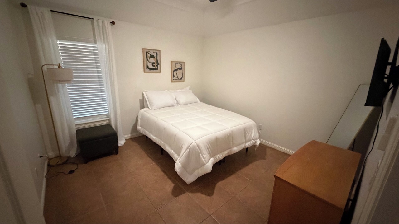 Photo of Bedroom in Palmhurst