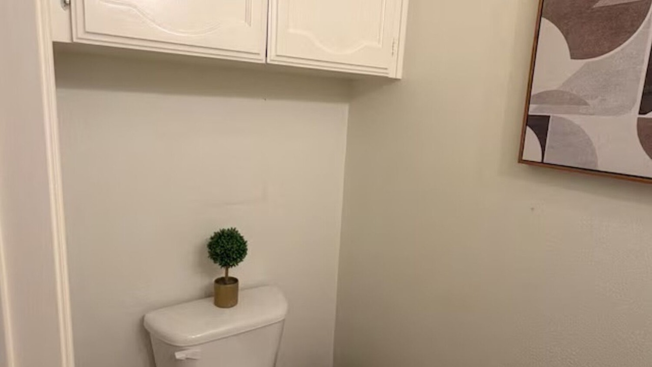 Photo of Bathroom in Palmhurst