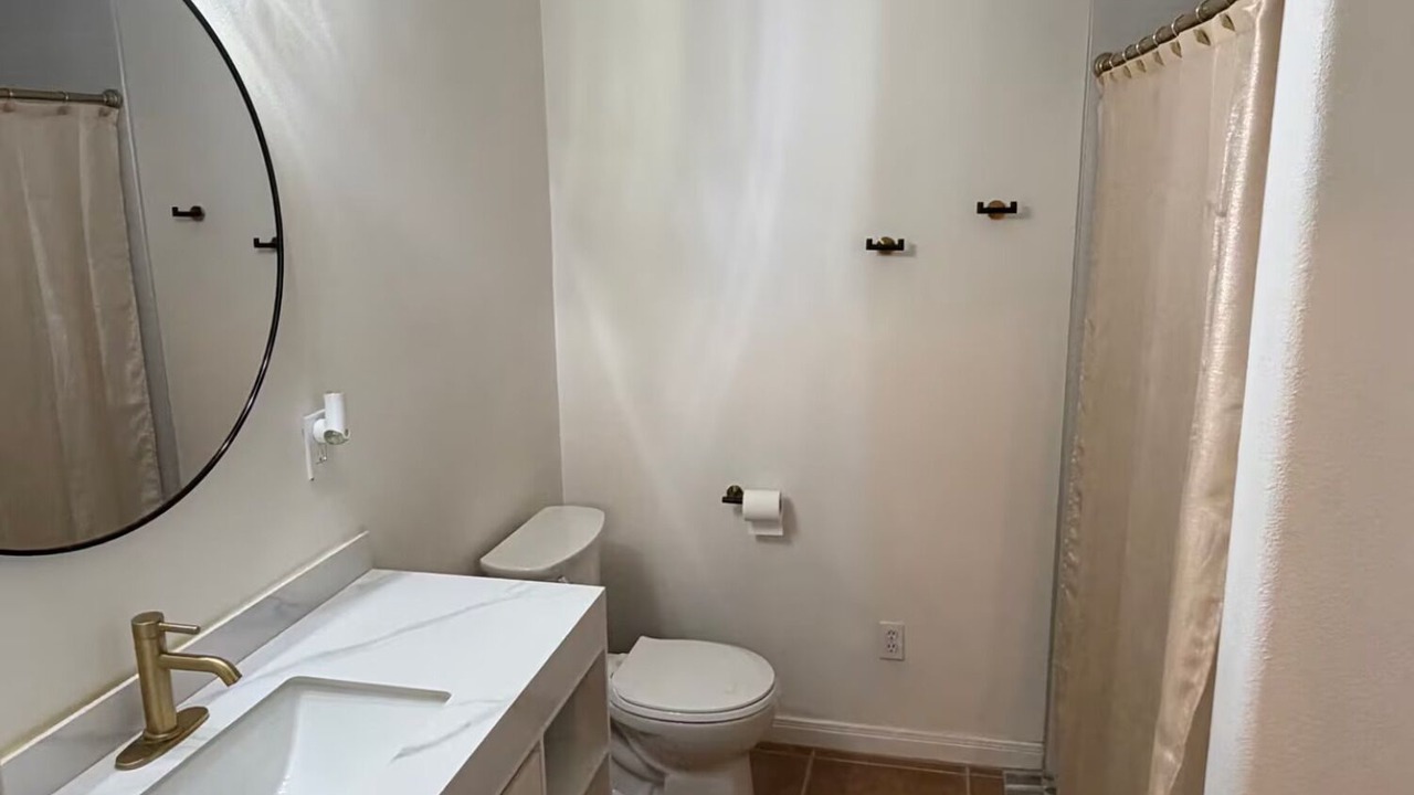 Photo of Bathroom in Palmhurst