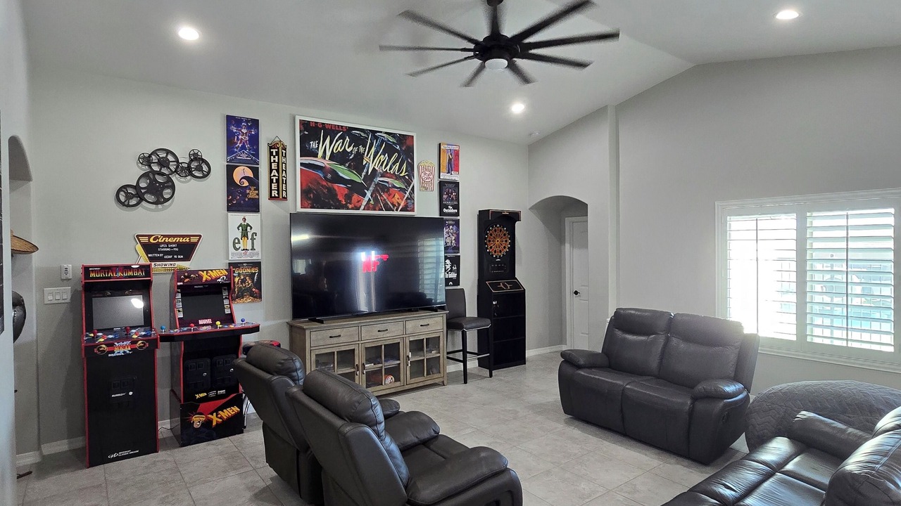 Photo of Livingroom in Fortuna Foothills
