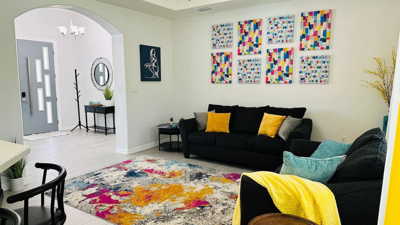 Photo of Livingroom in Brownsville