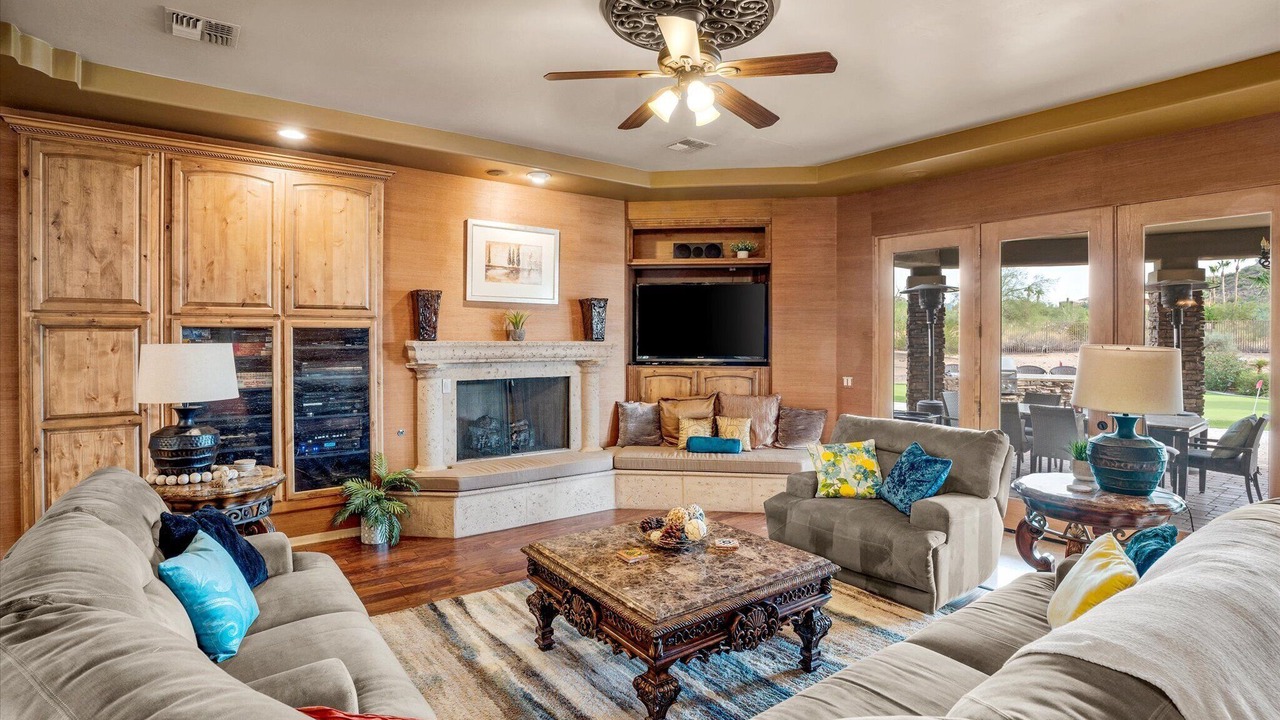 Photo of Livingroom in East Mesa