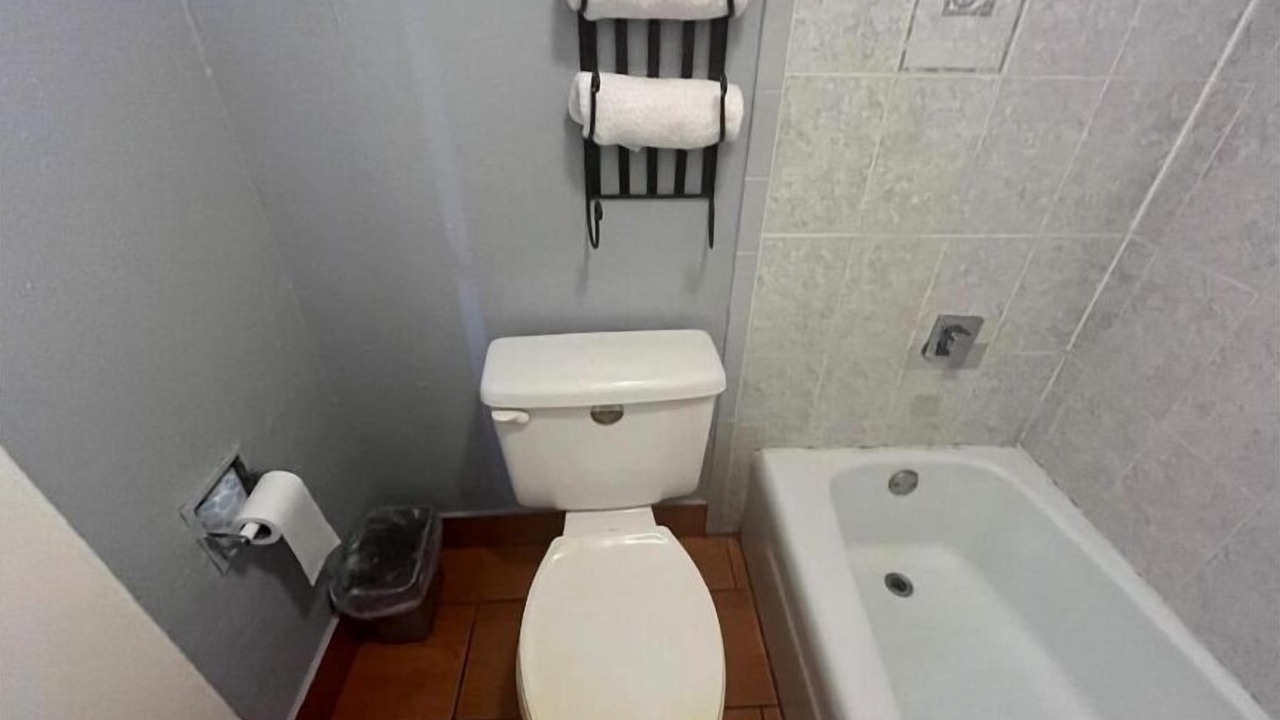 Photo of Bathroom in Brownsville