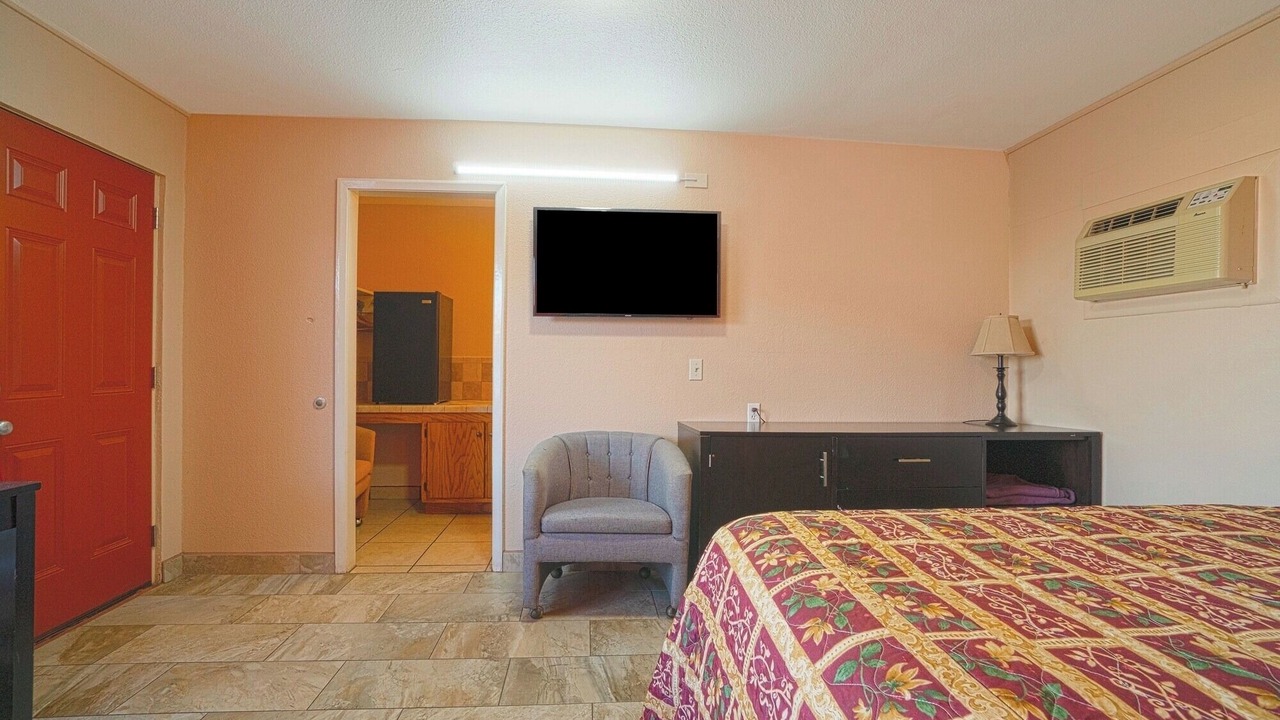 Photo of Bedroom in Weslaco