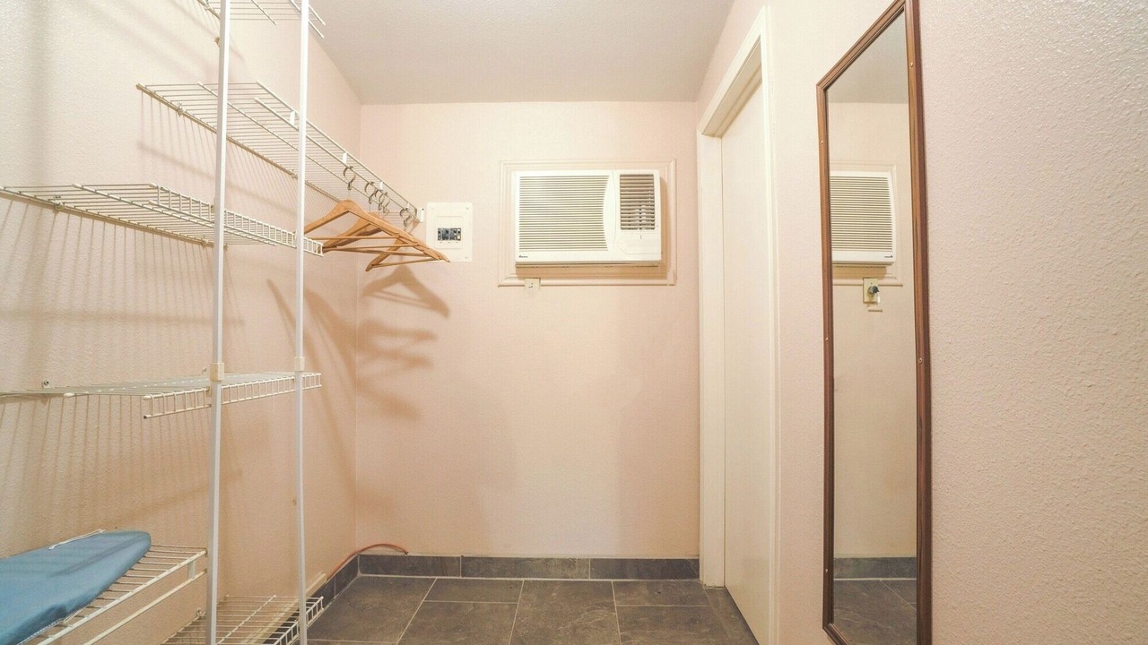 Photo of Bedroom in Weslaco