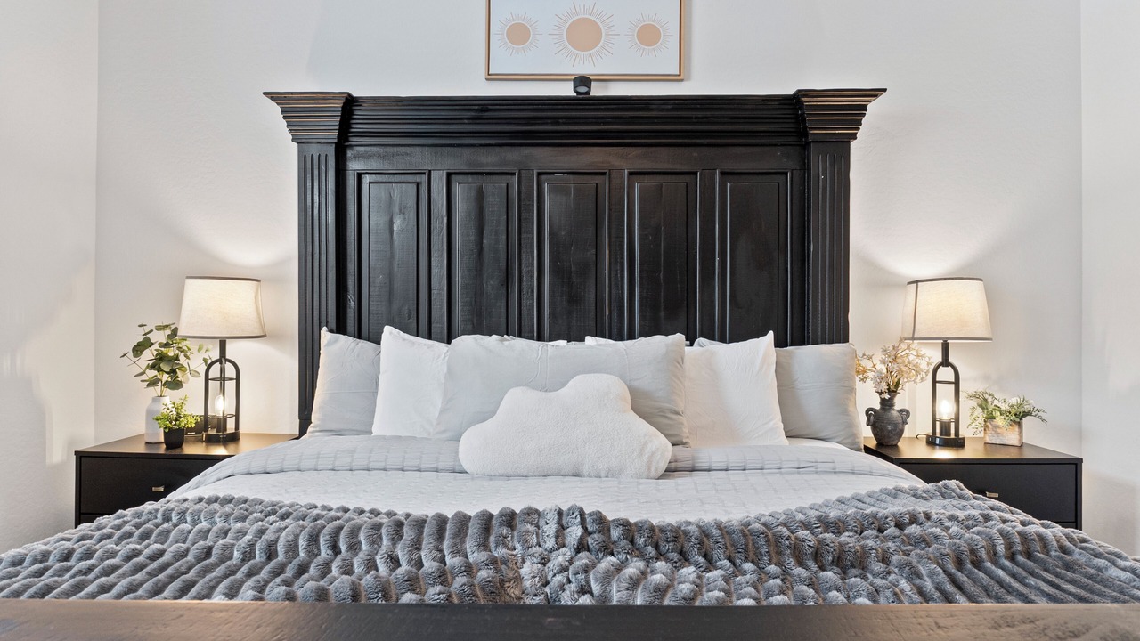 Photo of Bedroom in Glendale