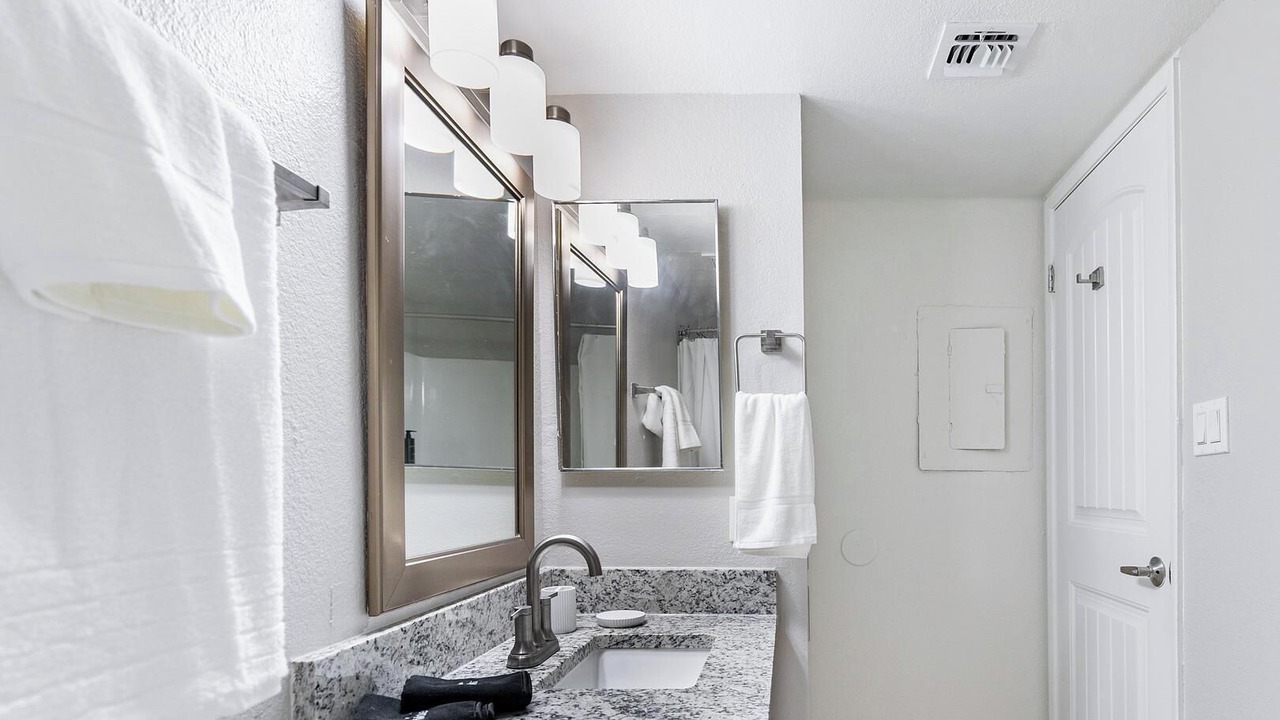 Photo of Bathroom in Maryvale