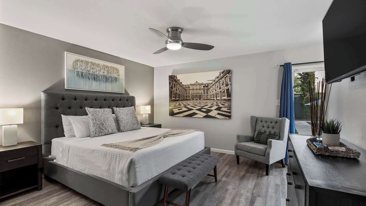 Photo of Bedroom in Raskin Estates