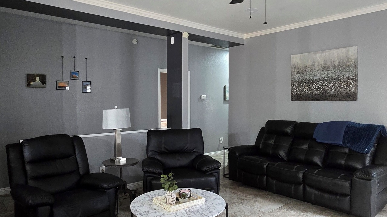 Photo of Livingroom in Apache Junction
