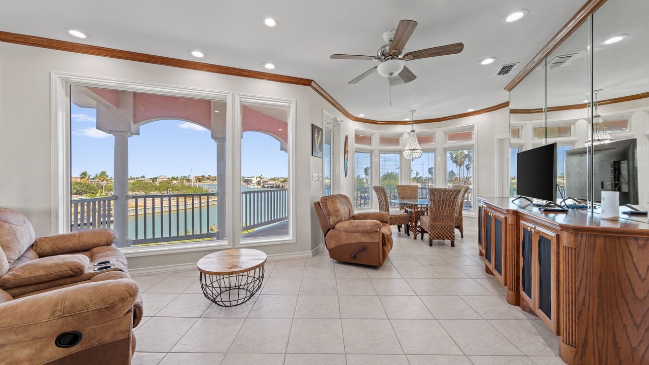 Photo of Livingroom in Port Isabel