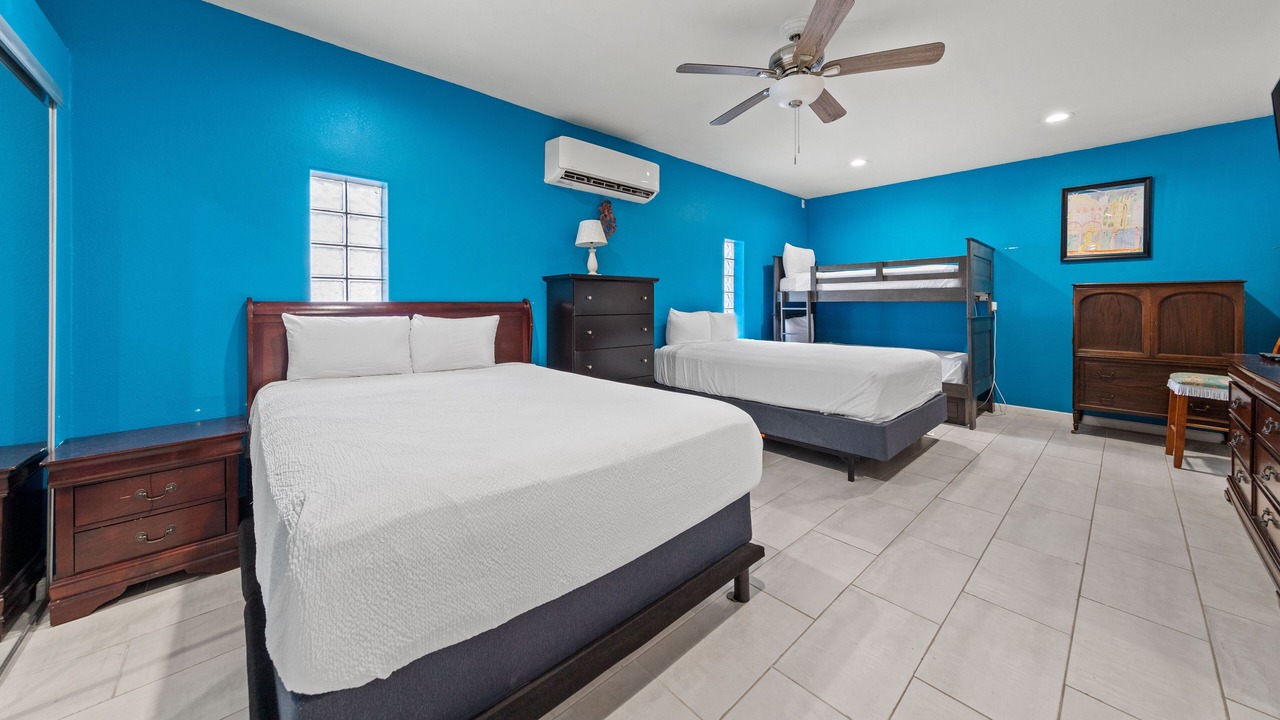 Photo of Bedroom in Port Isabel
