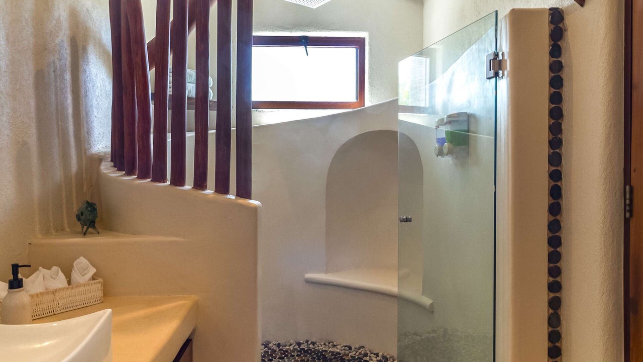 Photo of Bathroom in Zihuatanejo