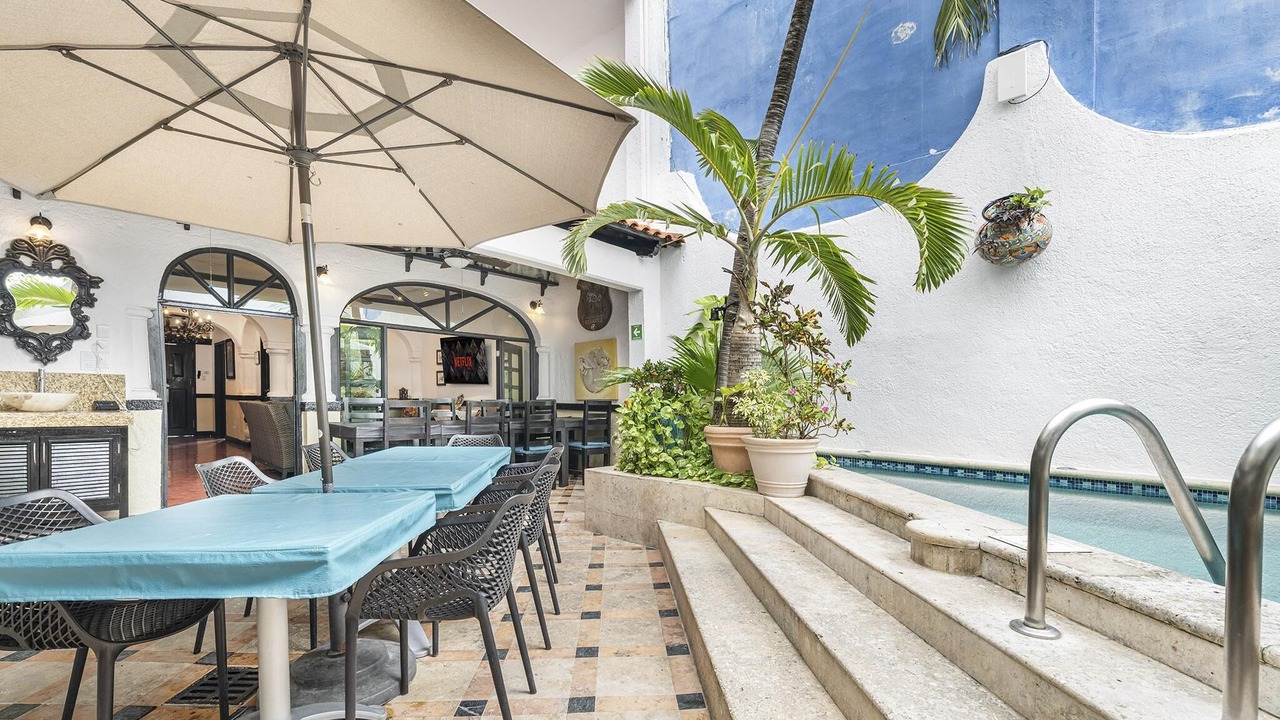 Photo of Outdoor in Centro - Supmza 001
