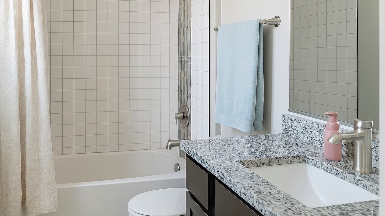 Photo of Bathroom in Dove Mountain